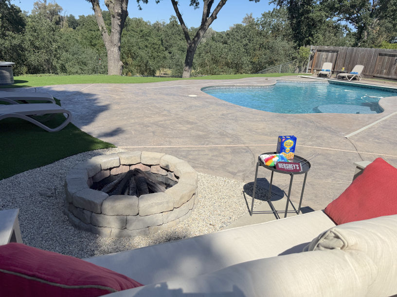 s'mores at the fire pit